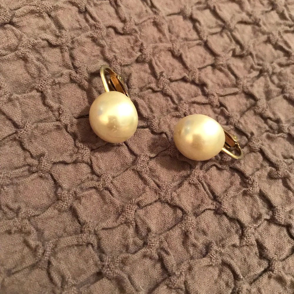 Bundle 3 for $10 Vintage faux pearl clip on earrings.